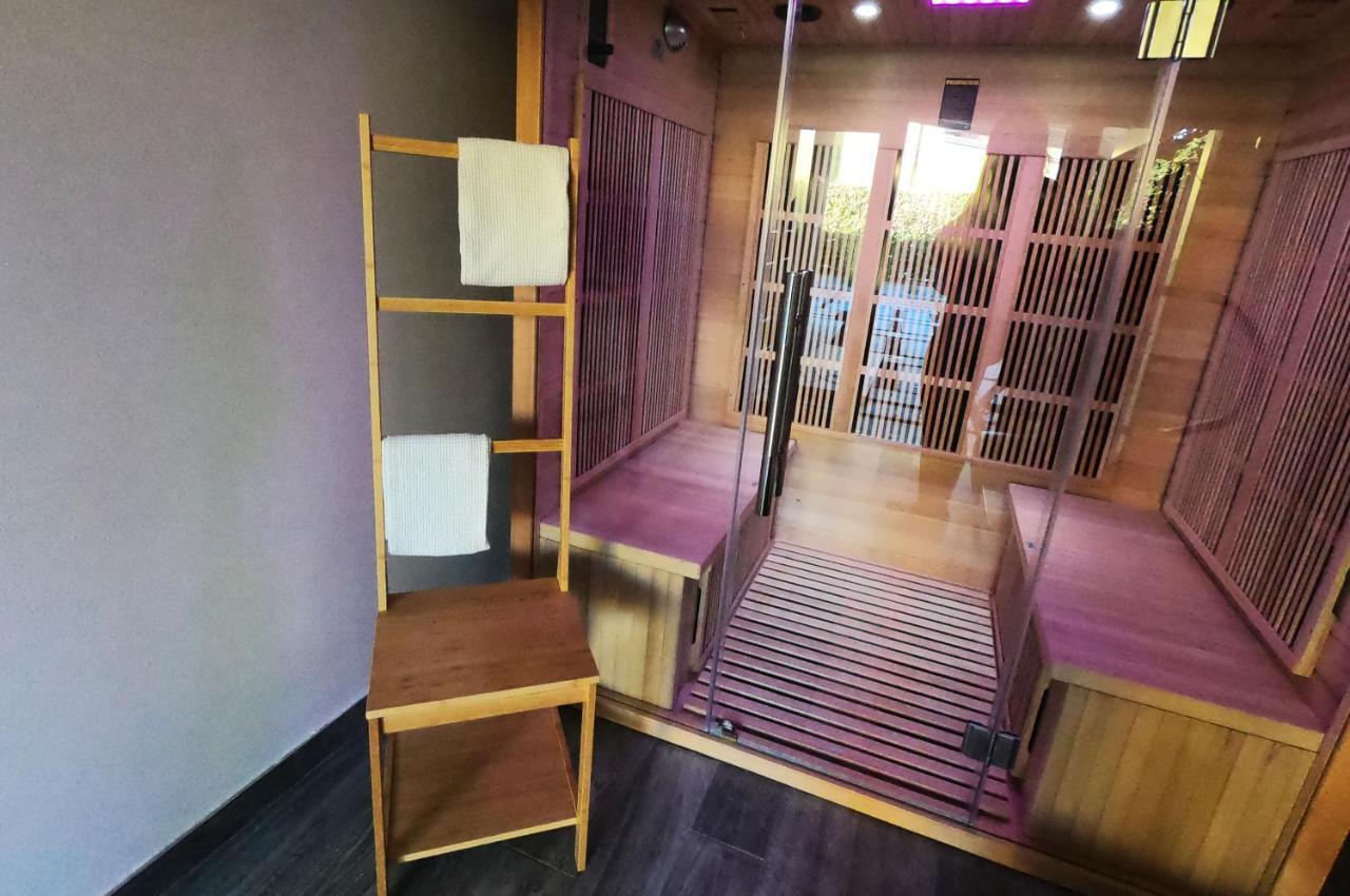 Luxury 2 With Swimming Pool Apartment *