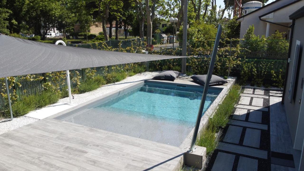 Luxury 2 With Swimming Pool Apartment Cervia