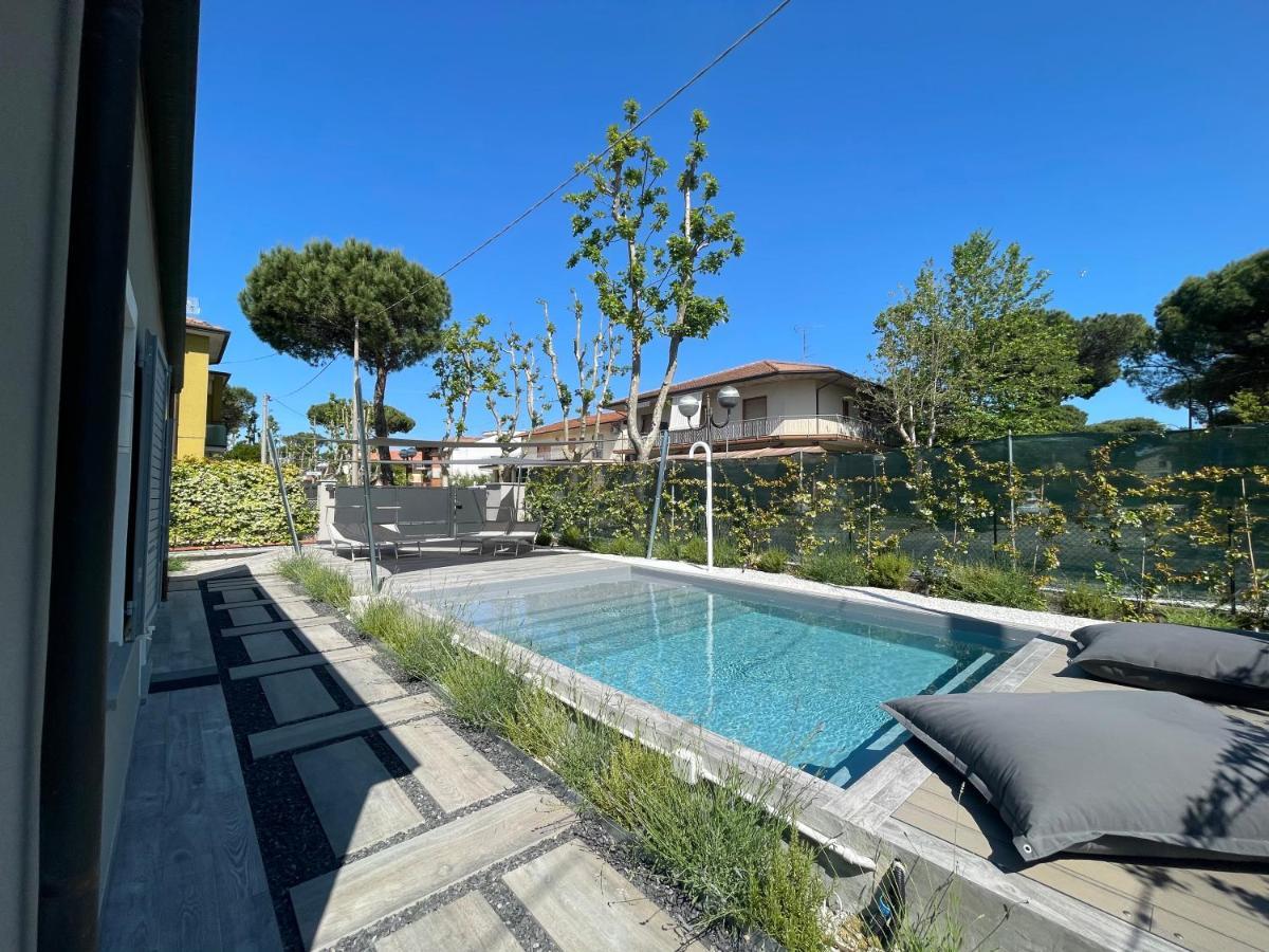 Luxury 2 With Swimming Pool